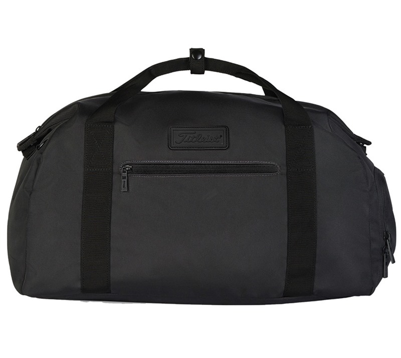Titleist Large Duffel Bag is built for generous storage and effortless